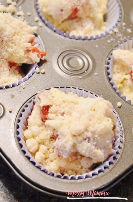 If you love raspberries, you will love these Raspberry Streusel Muffins.