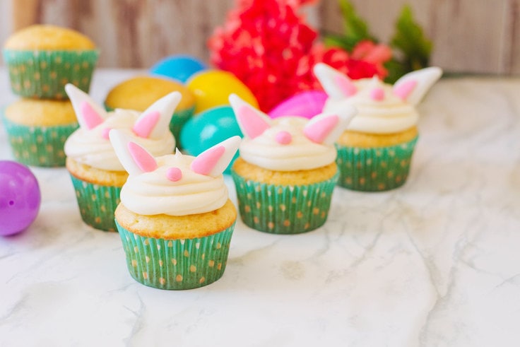 These Easter Bunny Cupcakes will make you go 