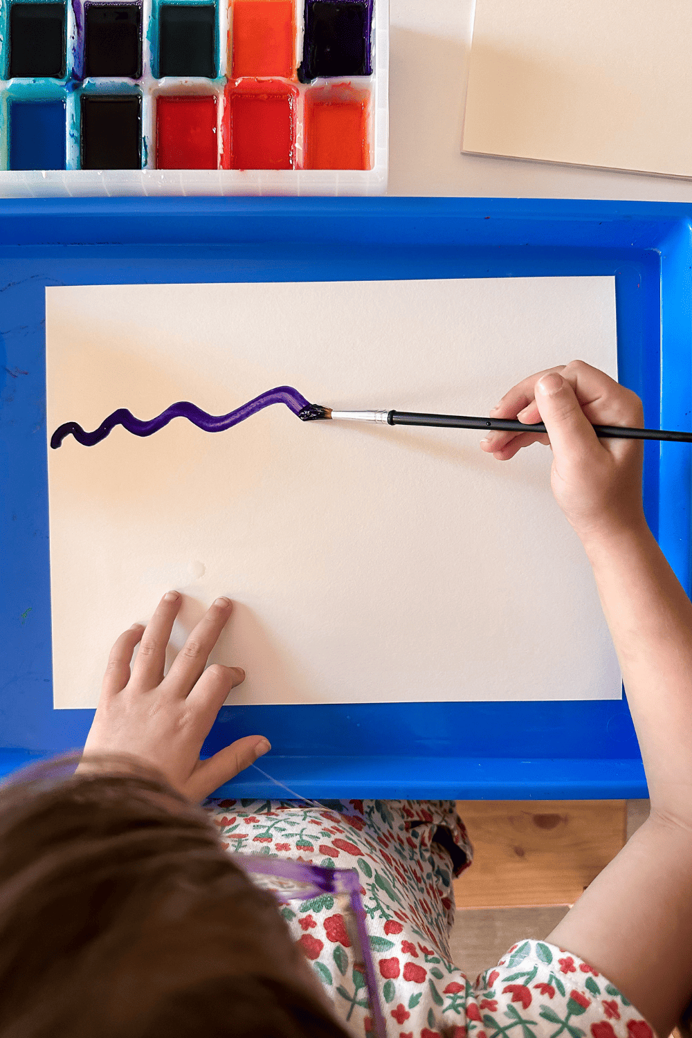 Child paint with homemade watercolor paints